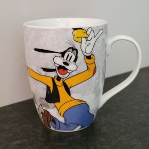 Disney Goofy Joy Holiday Christmas mug